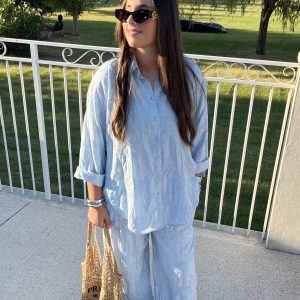 ENSEMBLE BLEU CIEL PANTALON ET CHEMISE AVEC BRODERIES
