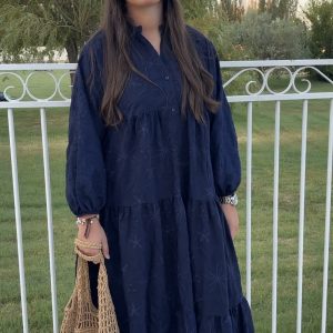 ROBE LONGUE BLEU MARINE AVEC BRODERIE